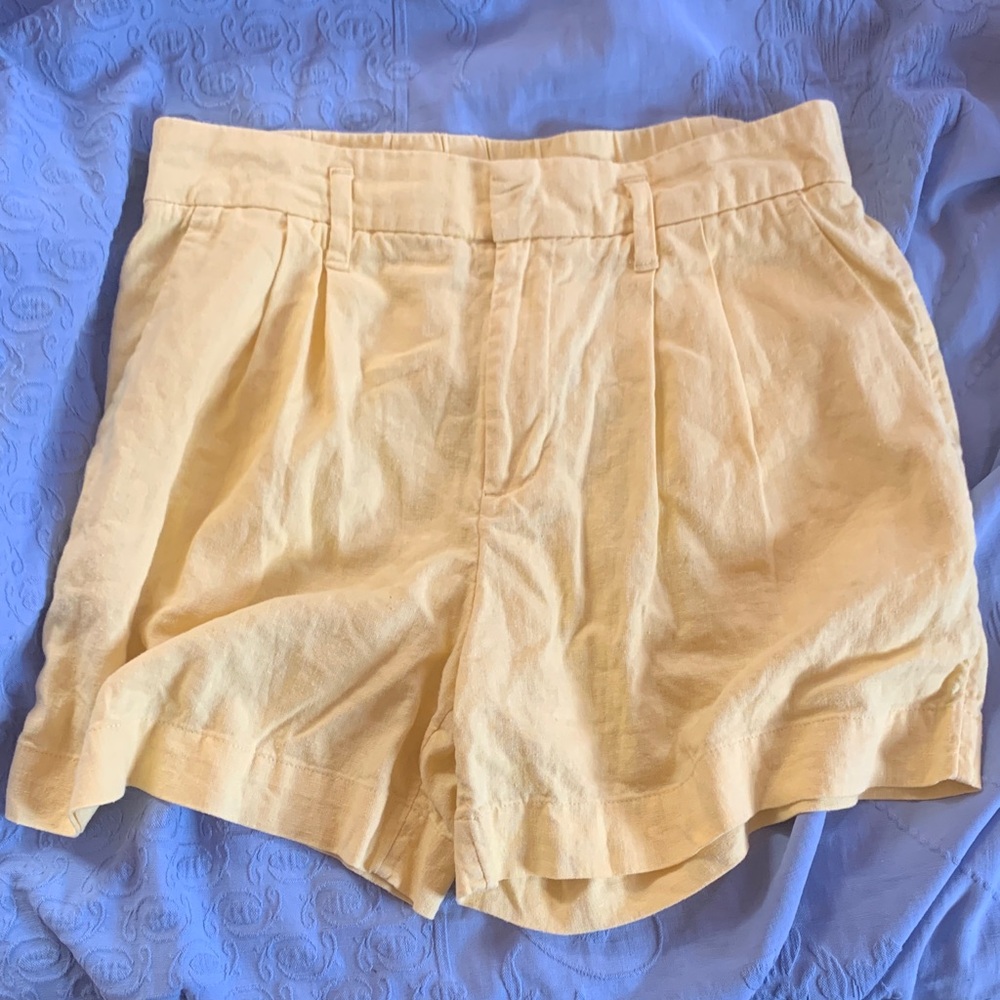 Unbranded vintage yellow cotton shorts.